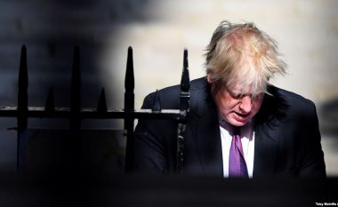 Boris Johnson parashikon “fitore” të BE-së në negociatat për Brexit