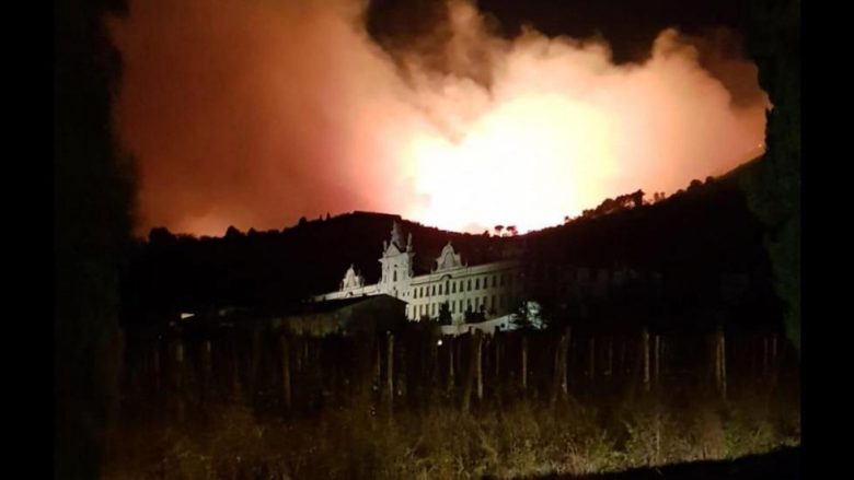 Zjarr i frikshëm në Itali, mbi 500 të evakuuar (Video)
