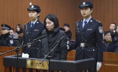 Ekzekutohet dado, i vuri flakën nënës dhe tre fëmijëve të saj në Kinë (Foto)