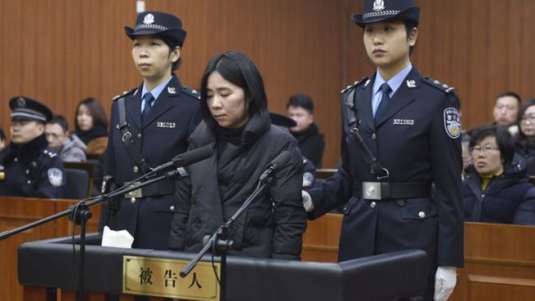 Ekzekutohet dado, i vuri flakën nënës dhe tre fëmijëve të saj në Kinë (Foto)