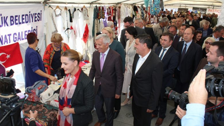 Panairi i Gjilanit mbledh rreth 120 biznese nga vendi dhe rajoni