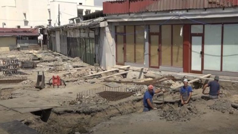 Tregtarët ankohen për punimet e ngadalta në Bit Pazar të Shkupit