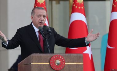 Erdogan: SHBA u përpiq për vrasje ekonomike ndaj Turqisë