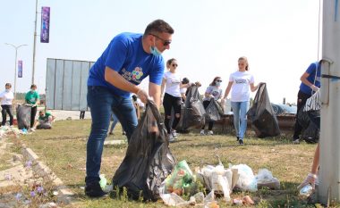 Mbi 200 thasë me mbeturina largohen në Merdare