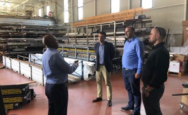 Vizita e Klubit të Prodhuesve të Kosovës dhe përfaqësues të EYE në disa nga fabrikat prodhuese