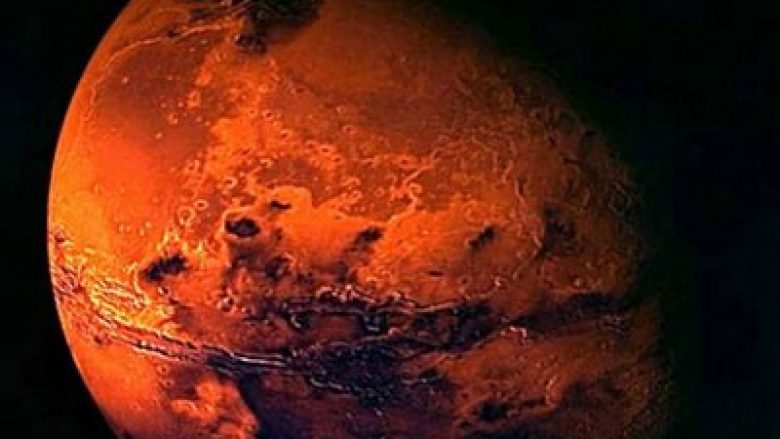 Kërkuesi i jashtëtokësorëve ka gjetur dëshmi të ‘jetës në Mars’ (Foto)