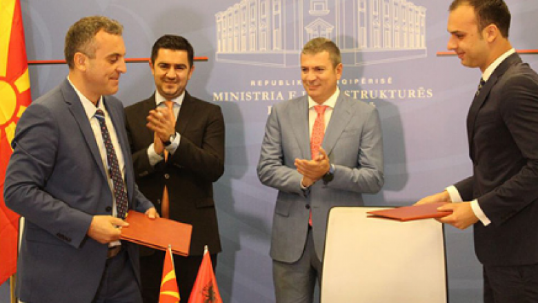 Maqedonia dhe Shqipëria do të bashkëpunojnë në zhvillimin e rrjeteve transportuese të gazit natyror