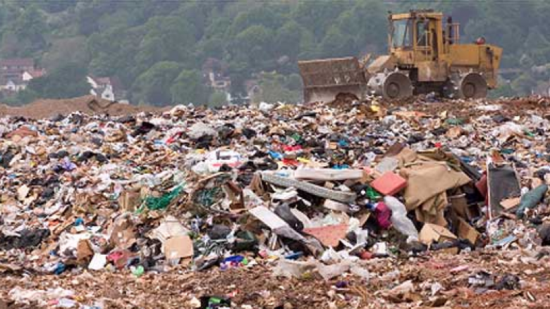 Bllokohet miratimi i ligjeve për mbeturinat në Kuvendin e Maqedonisë