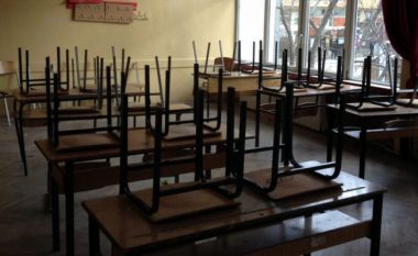 Në 11 shkolla të Kosovës sot nuk fillon mësimi