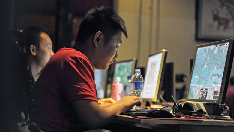 Kina bllokon 4 mijë faqe të internetit
