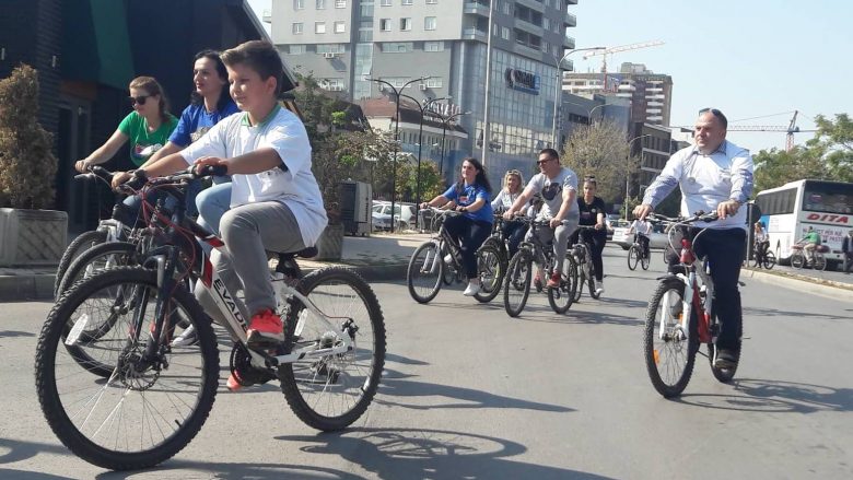 Dita Ndërkombëtare pa makina në Prishtinë shënohet me biçikleta