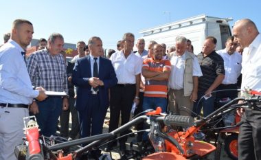 Komuna e Malishevës përkrah 150 bujq me motokultivatorë