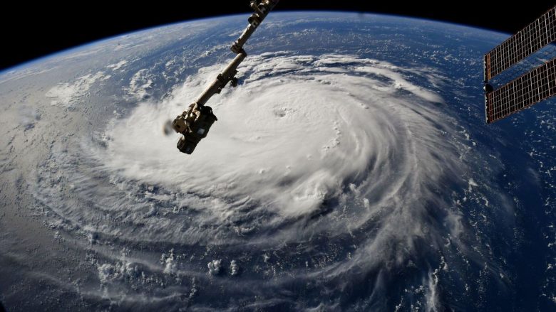 Uragani Florence pritet të godet SHBA-të, 1.5 milion banorë evakuohen – paralajmërohen erëra të forta që lëvizin me 260 km/h (Foto/Video)