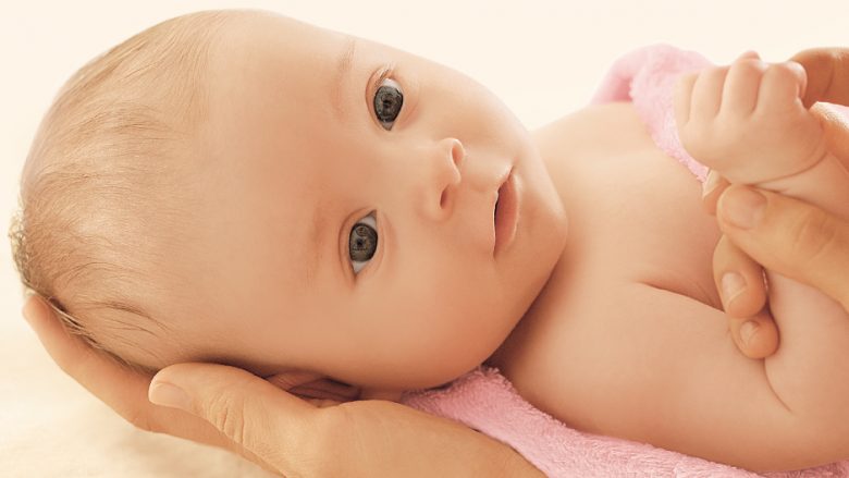 Lëkura e foshnjes dhe kujdesi ndaj saj me produktet cilësore të HiPP