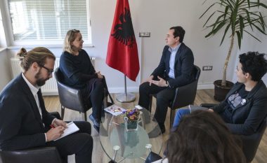 Kurti i thotë ambasadores suedeze: Thaçi po e vë në pikëpyetje shtetësinë e Kosovës