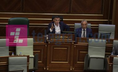 Seanca e jashtëzakonshme e Kuvendit për miratimin e tri Projektligjeve (Video)