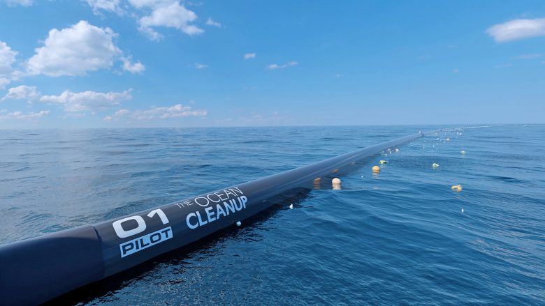 Ocean Cleanup, projekti për të pastruar 88,000 ton plastike nga Oqeani Paqësor ka filluar