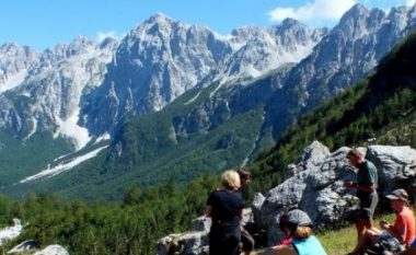 Gjermanët kryesojnë fluksin e turistëve të huaj në Shqipëri