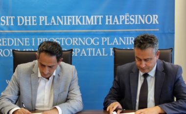 Nënshkruhet marrëveshja me KRU-të për pagesën e borxhit 1.5 milion euro