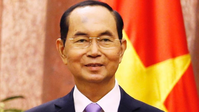 Vietnami në zi, sëmundja i merr jetën Presidentit