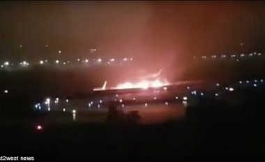 Çfarë mrekullie: Aeroplani shpërthen në flakë, shpëtojnë të gjithë pasagjerët (Video)