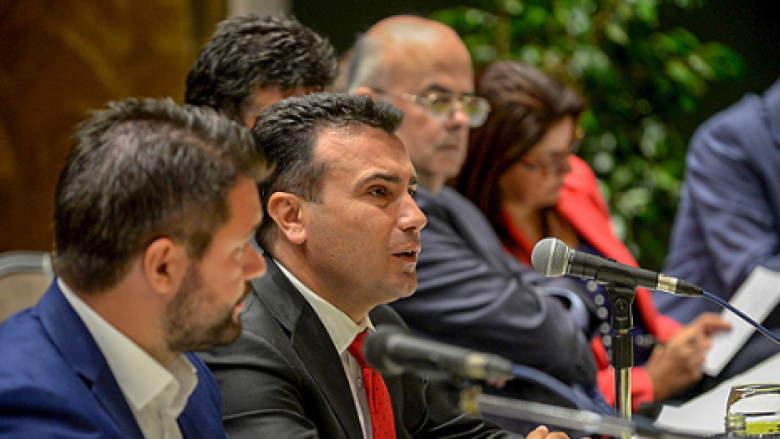 Zaev: Me pjesën e dytë të marrëveshjes do të intensifikohet bashkëpunimi në mes Maqedonisë dhe Greqisë (Video)