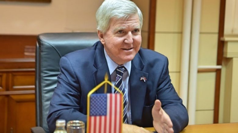 Ambasadori amerikan Scott: Ideja e shteteve etnikisht të pastra në Ballkan është joreale dhe e rrezikshme