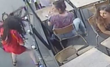 Ishte filmuar nga kamerat e sigurisë duke goditur shuplakë studenten, gjykata franceze dënon sulmuesin me gjashtë muaj burg (Video, +18)