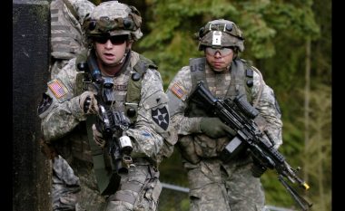 Prezantohen uniformat e reja të ushtrisë amerikane (Foto)