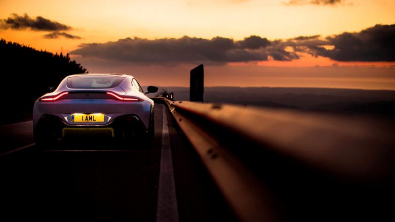 Aston Martin sfidon modelet gjermane me një Vantage të ri (Foto)