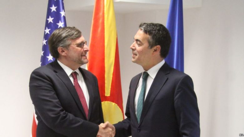 Dimitrov e Palmer diskutuan për zhvillimet politike në Maqedoni