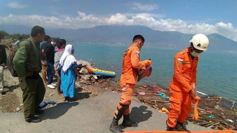 Indonezi, rëndohet bilanci i viktimave nga tërmeti