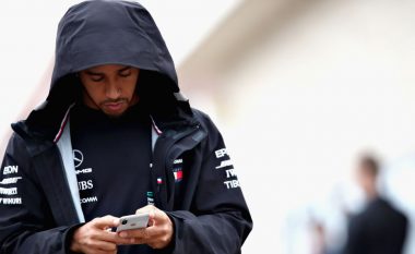 Raikkonen shtyn festën e Hamilton, Vettel gabon sërish