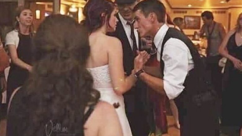 Mashtrimi optik bëri që fotografia nga dasma të duket eksplicite – dhjetë raste, kur këndi ia ka ndryshuar kuptimin imazheve (Foto)