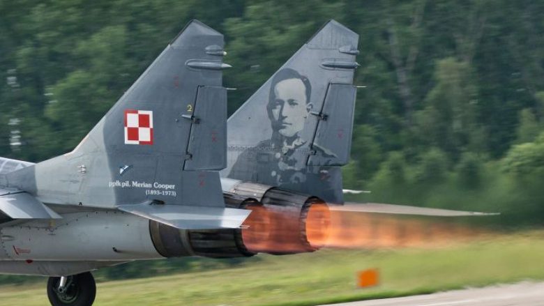 Piloti që mori pjesë në dy luftëra botërore, u angazhua në kapjen e Panço Villas, si dhe vrasjen e “King Kongut” (Foto/Video)