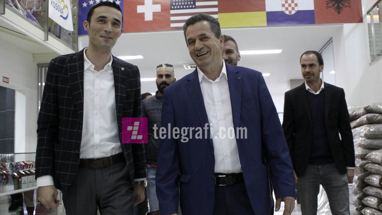 Marketi “Plus Center” në Ferizaj, prej bizneseve të pakta që nuk ka produkte serbe, synon mbështetjen e prodhimeve vendore