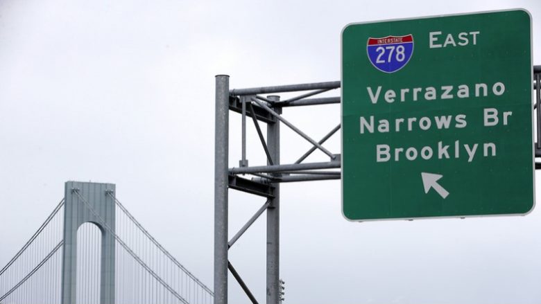 Emri i një ure në Nju Jork ka qenë për 50 vjet i shkruar gabimisht, tani pritet të bëhet përmirësimi (Video)