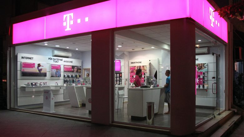 Bullgarët blejnë ‘Telekom Albania’