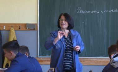 E kaluara dhe e tashmja e një mësueseje nga Kosova