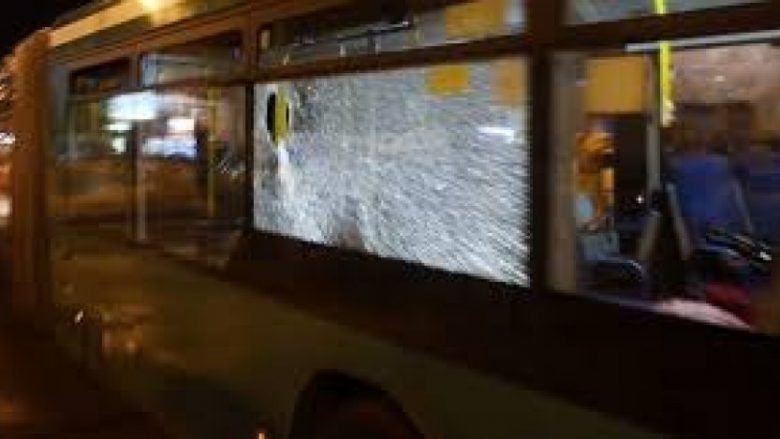 Policia e Kosovës konfirmon sulmin ndaj pelegrinëve serbë në Istog