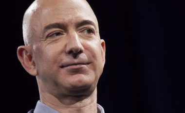 Bezos: Të jesh i suksesshëm nuk do të thotë të zgjohesh shumë herët