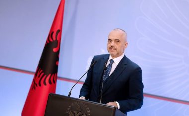Kryeministri shqiptar kërcënon “portalet” të regjistrohen në autoritetet fiskale