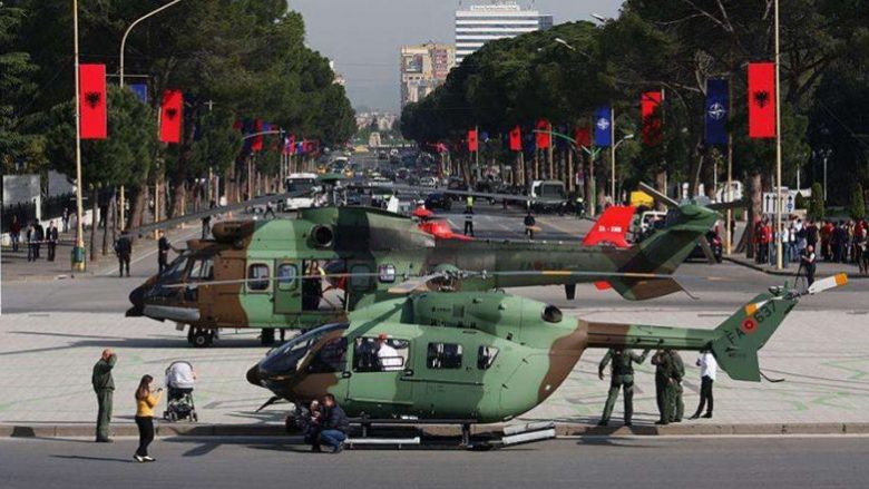 Shtete fqinje me dhjetëra të tillë, Kosova pa asnjë helikopter (Video)