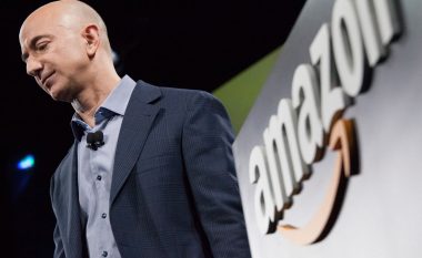 Tri pyetjet që Jeff Bezos iu bën punëtorëve të rinj