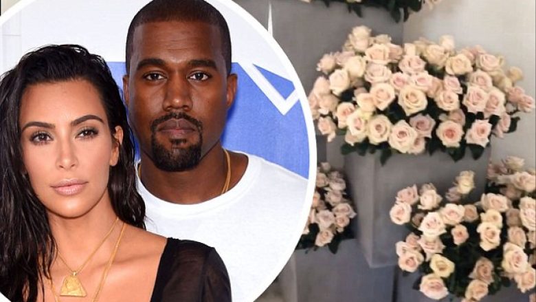 Kim Kardashian zgjohet në shtëpi plot me lule dhuratë nga Kanye West, në mëngjesin e parë pasi fshiu të gjitha rrjetet sociale