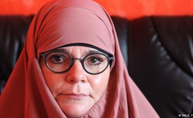 Historia e gruas gjermane, që me të birin u konvertua në islam: Djali im ra në luftë për Al-Bagdadin dhe kriminelët e tij