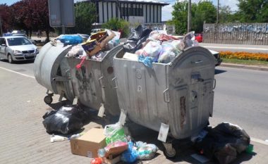 Komuna e Mitrovicës fillon të shqiptoj gjoba për hedhjen e mbeturinave jashtë vendeve të përcaktuara