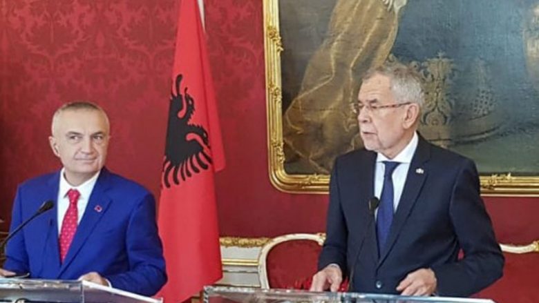 Presidenti austriak mbështet liberalizimin e vizave për Kosovën