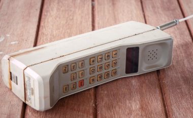 Bëhën 35 vite nga telefonata e parë mobile