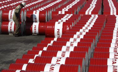 OPEC arrin marrëveshjen për shkurtimin e prodhimit botërore të naftës